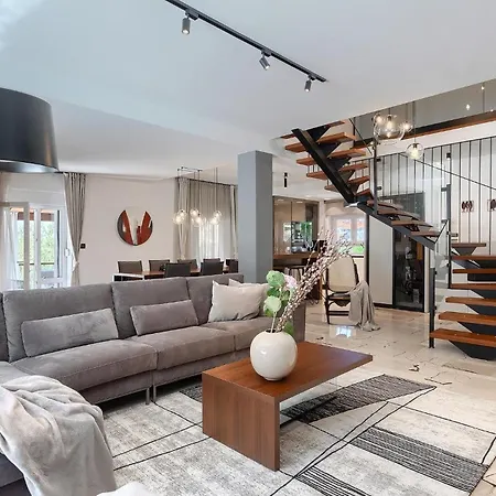 別荘 Forest Bay プーラ