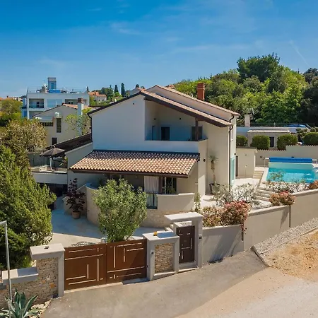 Holiday home Forest Bay Pula