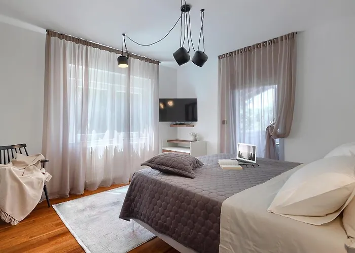 Forest Bay Hébergement de vacances Pula