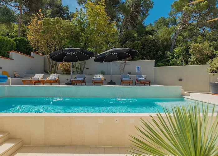 Forest Bay Hébergement de vacances Pula